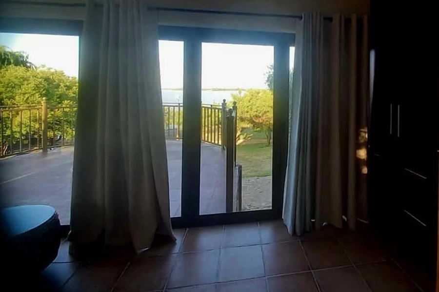 7 Bedroom Property for Sale in Oranjeville Free State